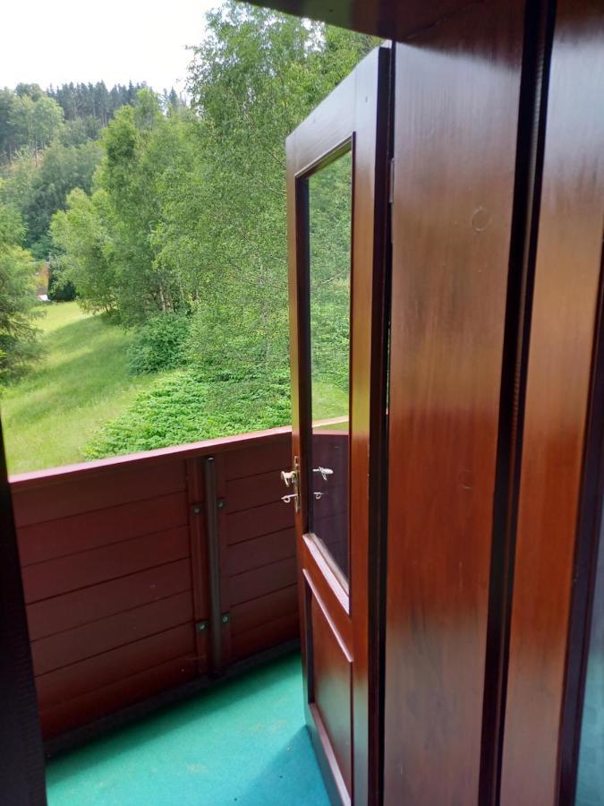 Monteurwohnung Aroba Fehrenbach Exterior photo